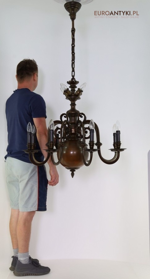 żyrandole antyczne kościelne