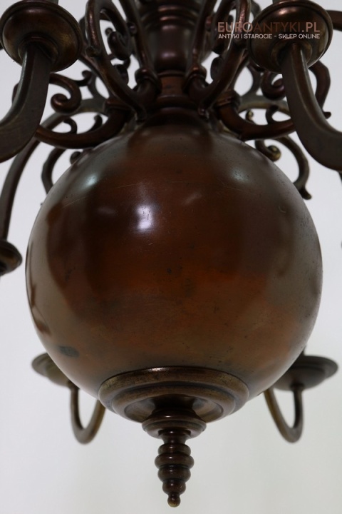 antyczne lampy kościelne