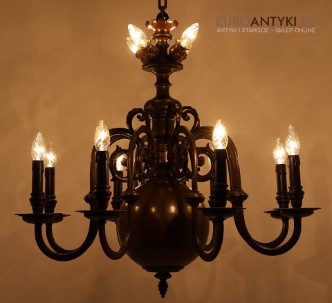 antyczny żyrandol kancelaria adwokacka