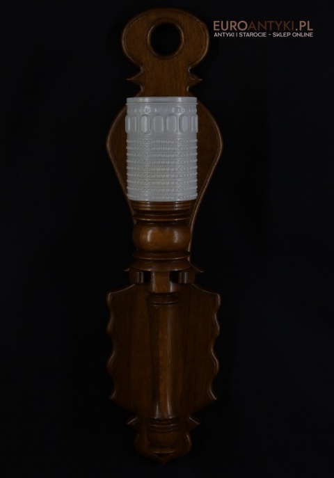 drewniana unikatowa lampa ścienna