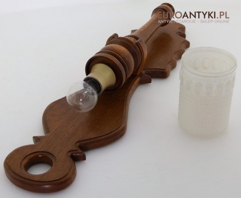 duży kinkiet z kloszem szklanym