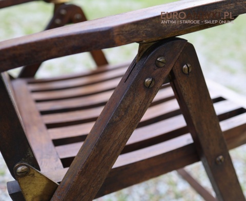 krzesło z naturalnego drewna teak