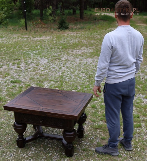 retro stolik dębowy neorenesansowy