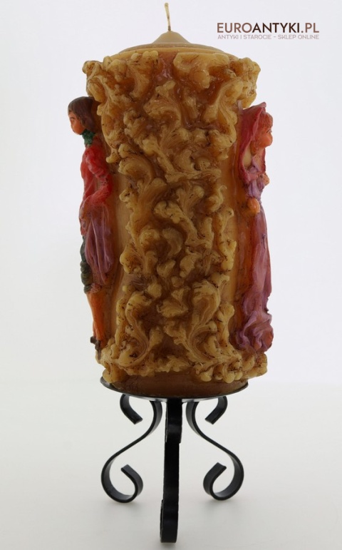 dekoracyjna świeca z postaciami