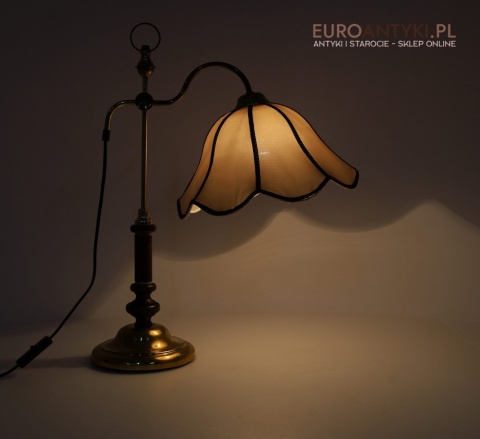 retro lampka z tkaninowym abażurem