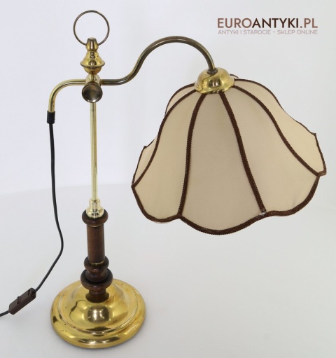 retro lampka stołowa z ozdobnym ramieniem