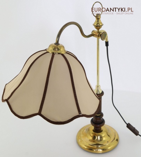 antyczna lampa stołowa z drewna i mosiądzu