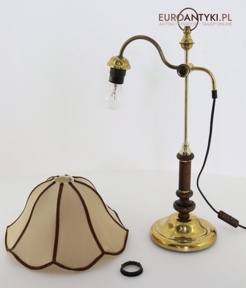 regulowana lampka stołowa w stylu retro