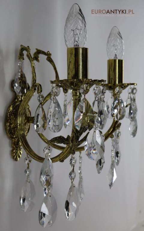 zabytkowe lampy ścienne do salonu