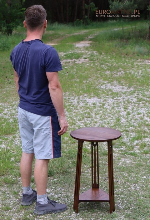 retro stolik pomocnik z drewna