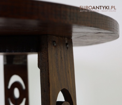 zabytkowy stolik pomocnik do domu