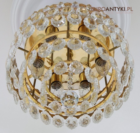 stary kryształowy plafon do sypialni