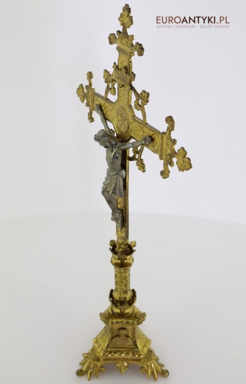 antyczny krzyż liturgiczny