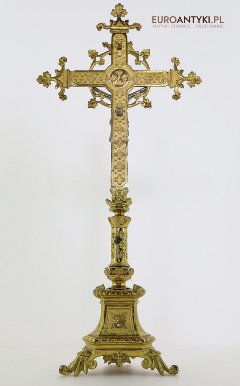 zabytkowy krzyż do kaplicy lub klasztoru