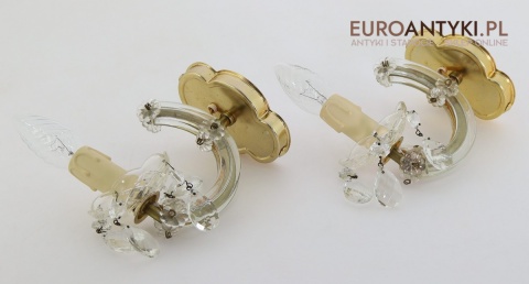 Para stylowych kinkietów kryształowych w stylu Maria Teresa z lat 60./70. – elegancka klasyka vintage