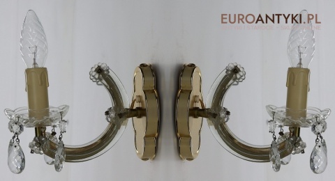 Para stylowych kinkietów kryształowych w stylu Maria Teresa z lat 60./70. – elegancka klasyka vintage