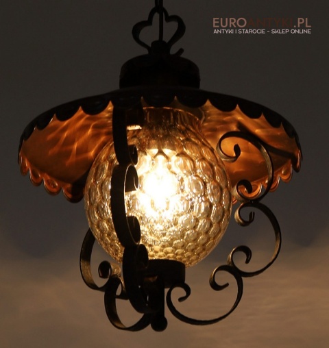 Rustykalna lampa wisząca z kutego żelaza i szkła – unikatowe oświetlenie retro do salonu, jadalni lub holu