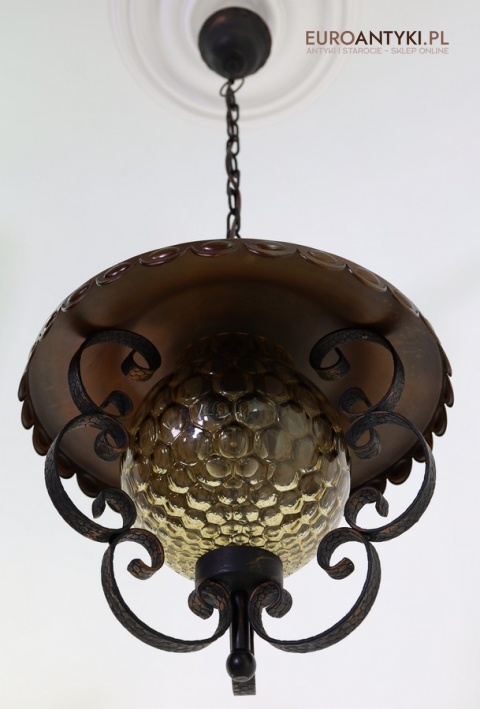 Rustykalna lampa wisząca z kutego żelaza i szkła – unikatowe oświetlenie retro do salonu, jadalni lub holu