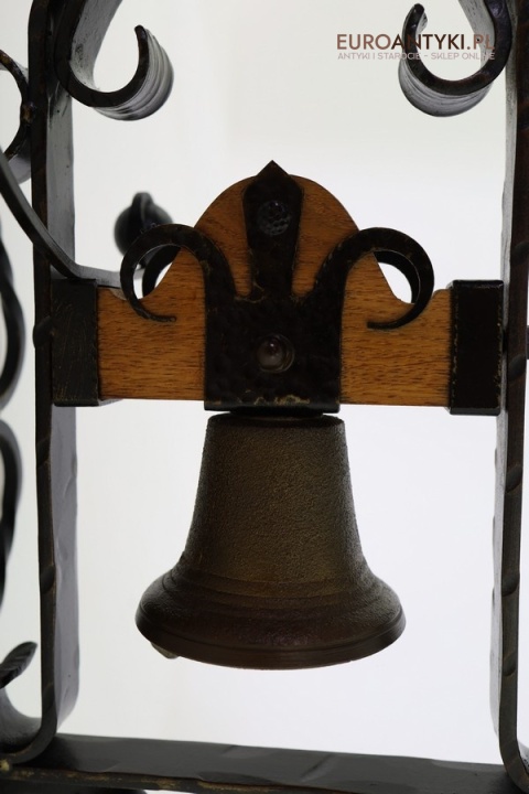 antyczny dzwonek do pensjonatu
