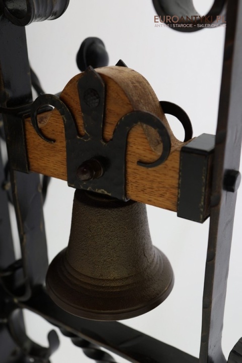 retro ozdobny dzwonek ścienny