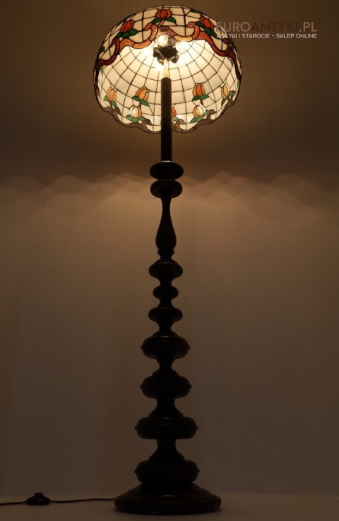 podłogowa lampy w stylu art nouveau