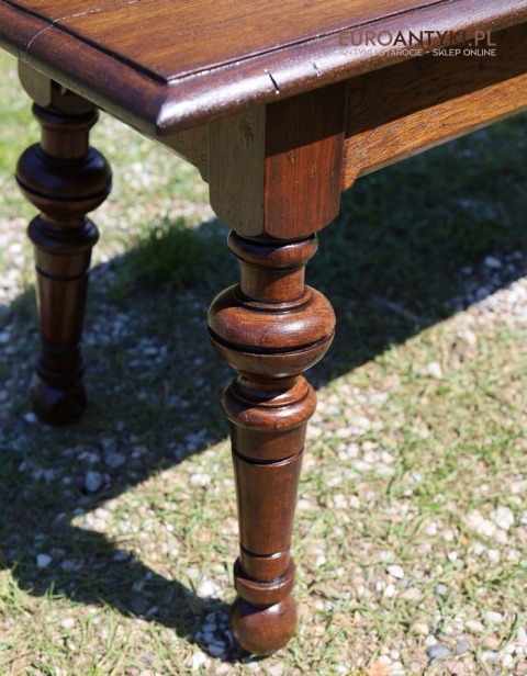 ławka antyczna na korytarz