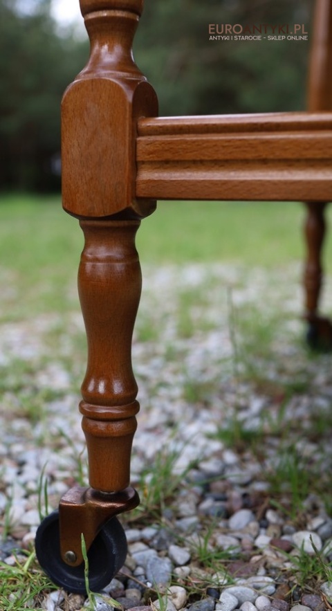 barek dekoracyjny z historią