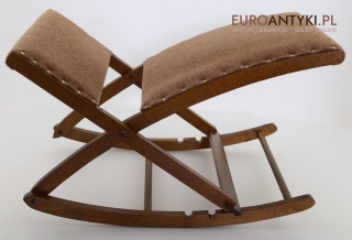 Stylowy podnóżek bujany z lat 60-70. XX wieku – ergonomiczny dodatek do wnętrz retro i vintage