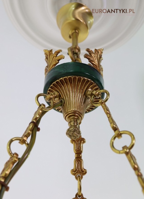 Stylowy żyrandol Empire z marmurowymi kloszami – luksusowe oświetlenie do salonu, gabinetu lub holu