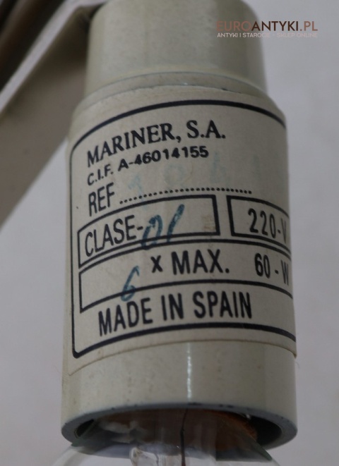 Stylowy żyrandol Empire z marmurowymi kloszami – luksusowe oświetlenie do salonu, gabinetu lub holu