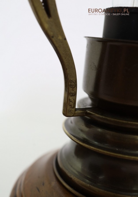 stare lamki stołowe