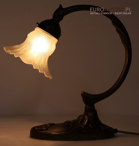 lampa stołowa z epoki art nouveao