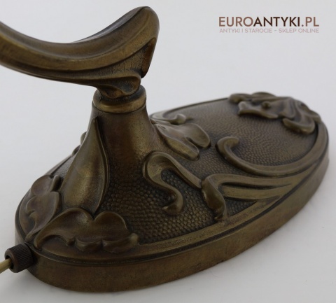 secesyjny design lampa stołowa