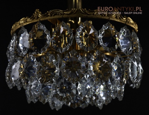 retro żyrandol z kryształami