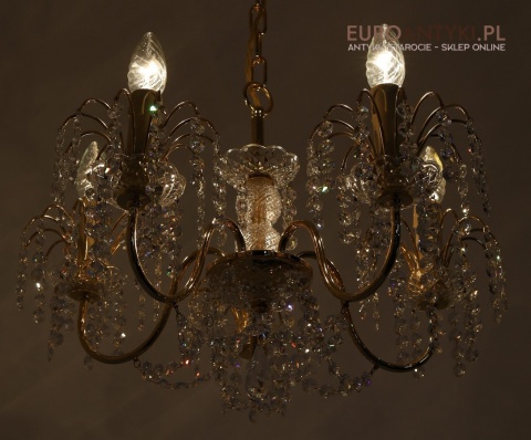 kryształowy luksusowy zyrandol do salonu