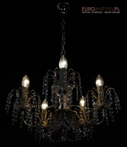 zabytkowy zyrandol w stylu swarovski