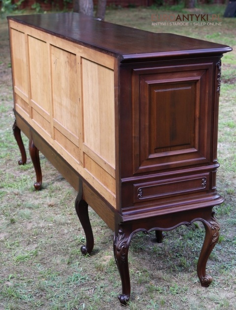 antyczny kredens do stylowej jadalni