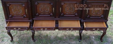 klasyczna komoda ludwikowska z rzeźbieniami