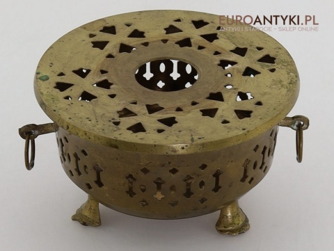 Orientalne pudełko z mosiądzu retro