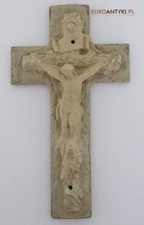 betonowy krucyfiks antyk