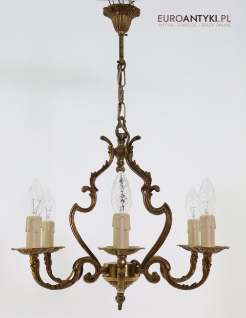Antyczny żyrandol mosiężny z połowy XX wieku