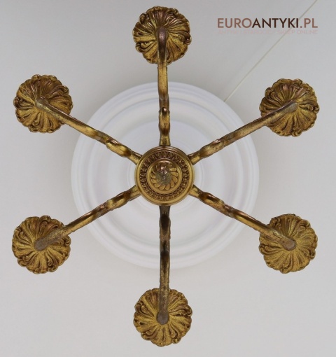 Mosiężny żyrandol pałacowy z oryginalną patyną