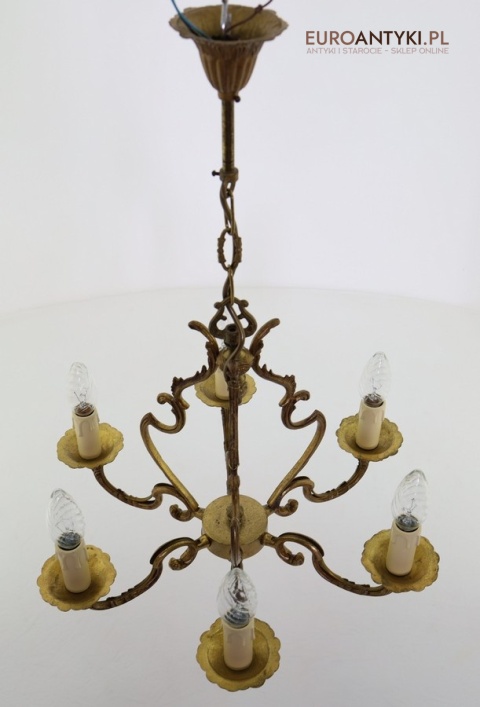 Stylowe oświetlenie retro do wnętrz klasycznych