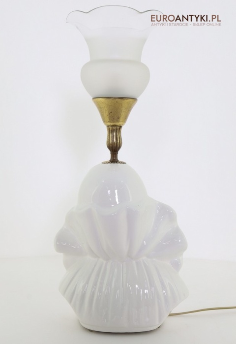 biała lampa ceramiczna pierrot