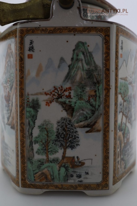 Porcelanowy imbryk chiński replika w stylu XIX w.