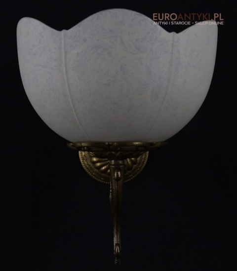 Antyczne kinkiety ścienne retro z kloszami