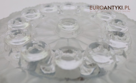 geometryczne wzory na plafonie