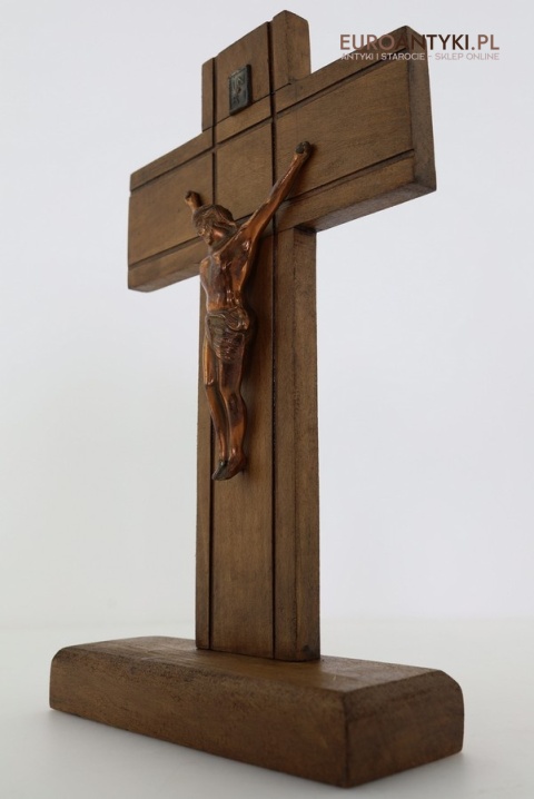 retro krucyfiks z metalu i drewna