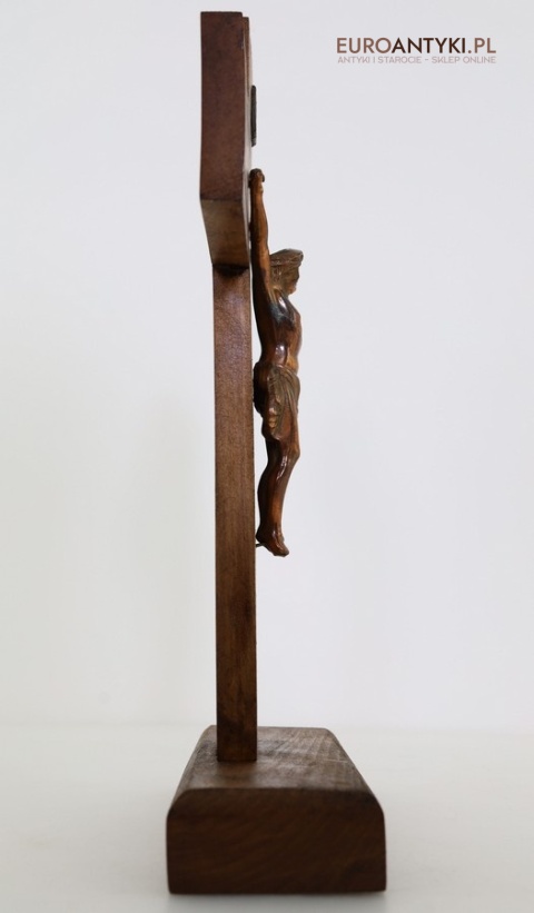 antyk stojący krzyż sakralny