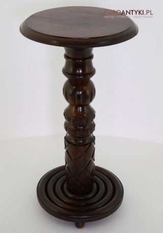 Drewniany stojak na kwiaty vintage z początku XX wieku – styl eklektyczny